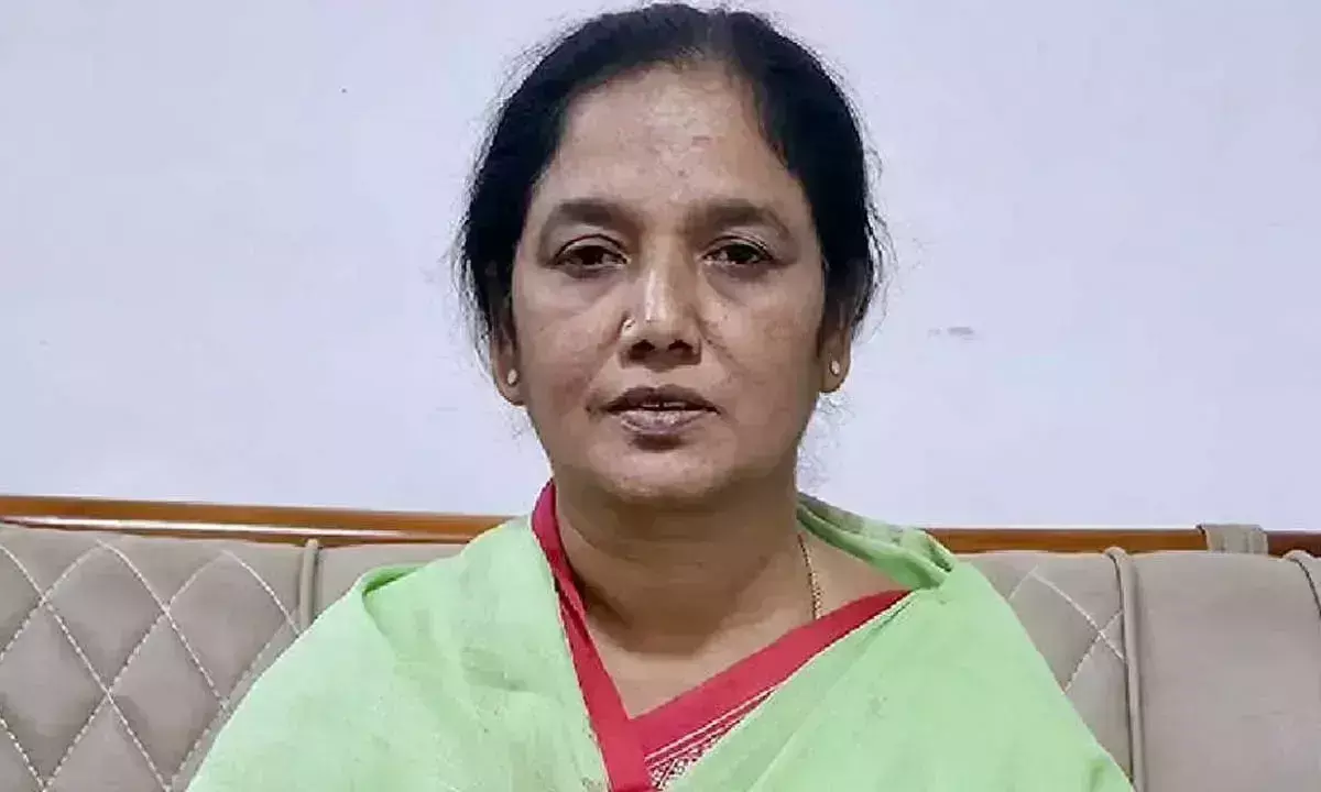 Jagan ने राजनीतिक लाभ के लिए शोक यात्रा का फायदा उठाया: विधायक सुनीता
