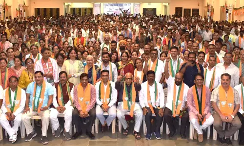 पेरनेम-कैनाकोना के बीच हाई स्पीड ट्रेन जल्द चलेगी: CM पेरनेम-कैनाकोना के बीच हाई स्पीड ट्रेन जल्द चलेगी: CM