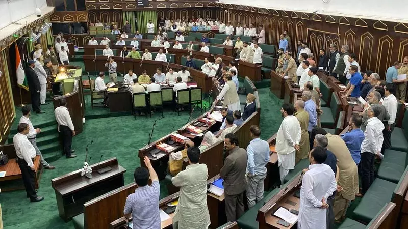 2 वर्षों में 83,000 निवास प्रमाण पत्र दिए गए: जम्मू-कश्मीर सरकार 2 वर्षों में 83,000 निवास प्रमाण पत्र दिए गए: जम्मू-कश्मीर सरकार