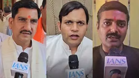 वक्फ को लेकर ममता के बयान पर भाजपा नेताओं ने कहा, यह संसद का कानून है, घर का नहीं वक्फ को लेकर ममता के बयान पर भाजपा नेताओं ने कहा, यह संसद का कानून है, घर का नहीं