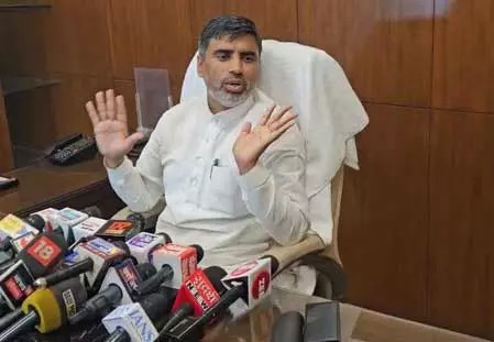 हरियाणा के शिक्षा मंत्री महिपाल ढांडा ने की भाजपा नेता के घर ग्रेनेड हमले की निंदा, सख्त कार्रवाई की मांग हरियाणा के शिक्षा मंत्री महिपाल ढांडा ने की भाजपा नेता के घर ग्रेनेड हमले की निंदा, सख्त कार्रवाई की मांग