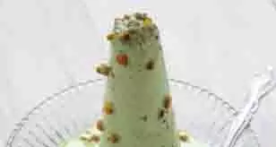 Pista Badaam Kulfi Recipe: गर्मियों में घर पर बनाएं बादाम-पिस्ता कुल्फी Pista Badaam Kulfi Recipe: गर्मियों में घर पर बनाएं बादाम-पिस्ता कुल्फी