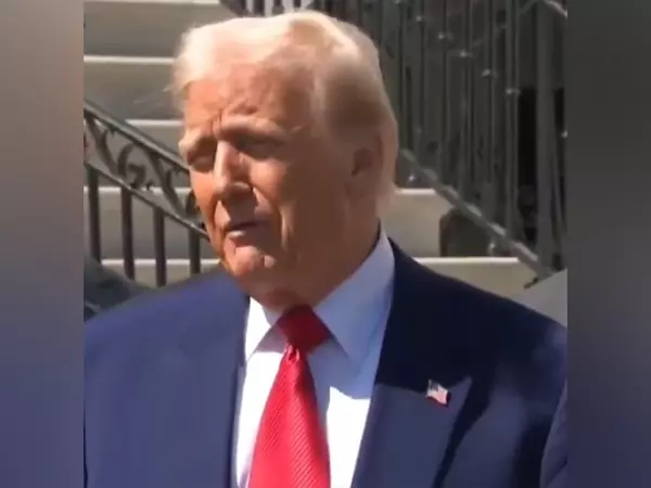 किसी को तो यह करना ही था: Trump पर टैरिफ बढ़ाकर 125 प्रतिशत करने पर ट्रंप किसी को तो यह करना ही था: Trump पर टैरिफ बढ़ाकर 125 प्रतिशत करने पर ट्रंप
