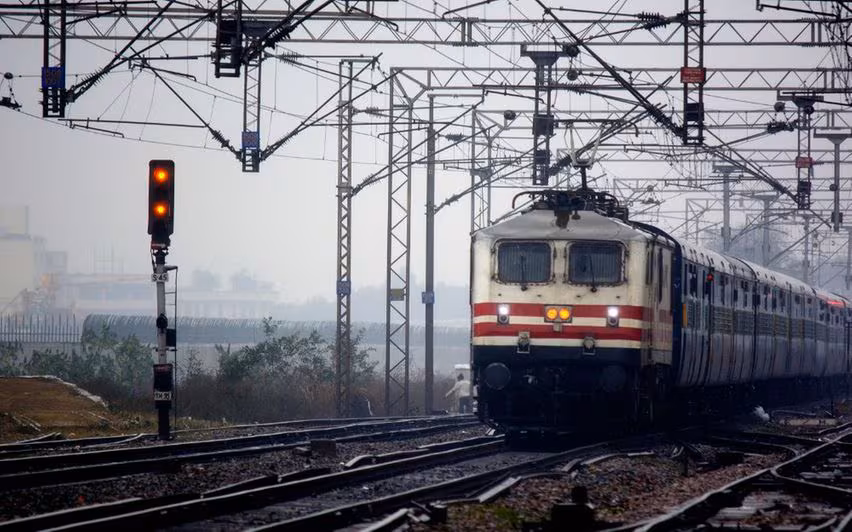 Kerala : चेन्नई से कोल्लम टीवीएम से मंगलुरु तक विशेष ग्रीष्मकालीन रेलगाड़ियां चलाने की घोषणा Kerala : चेन्नई से कोल्लम टीवीएम से मंगलुरु तक विशेष ग्रीष्मकालीन रेलगाड़ियां चलाने की घोषणा
