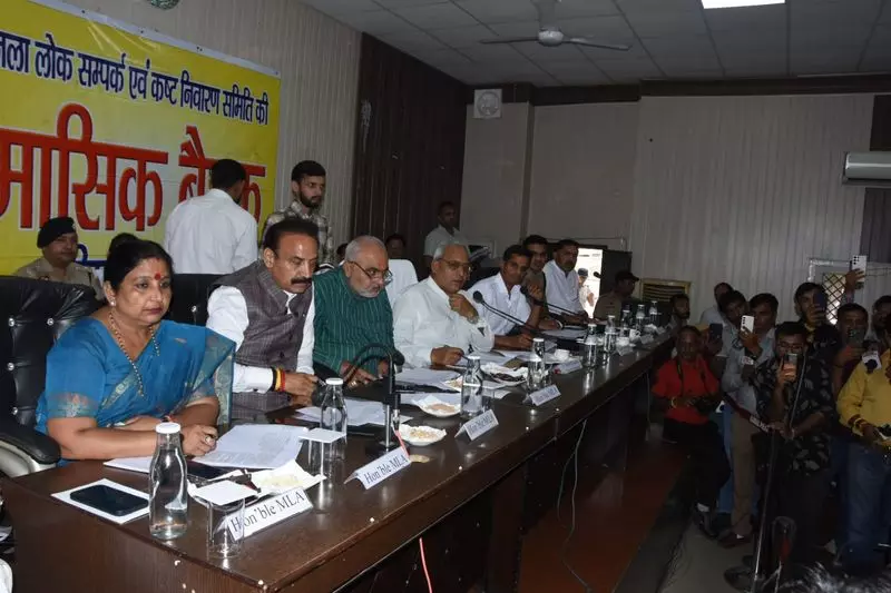 Haryana : गंगवा ने करनाल में निवारण पैनल की बैठक में सुनीं शिकायतें Haryana : गंगवा ने करनाल में निवारण पैनल की बैठक में सुनीं शिकायतें