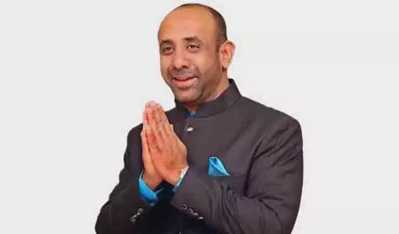 पूर्व MLA शकील आमिर को दुबई से आने पर हैदराबाद एयरपोर्ट पर हिरासत में लिया गया पूर्व MLA शकील आमिर को दुबई से आने पर हैदराबाद एयरपोर्ट पर हिरासत में लिया गया