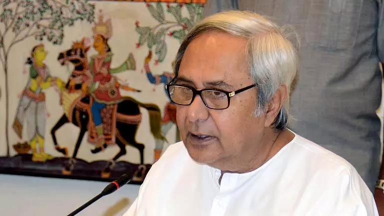 BJD संकट के बीच नवीन पटनायक ने वीके पांडियन का बचाव किया BJD संकट के बीच नवीन पटनायक ने वीके पांडियन का बचाव किया