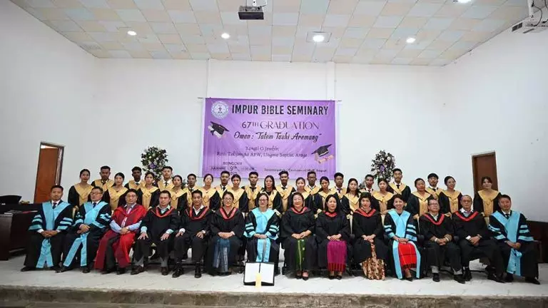 Nagaland : इम्पुर बाइबल सेमिनरी में दीक्षांत समारोह आयोजित Nagaland : इम्पुर बाइबल सेमिनरी में दीक्षांत समारोह आयोजित