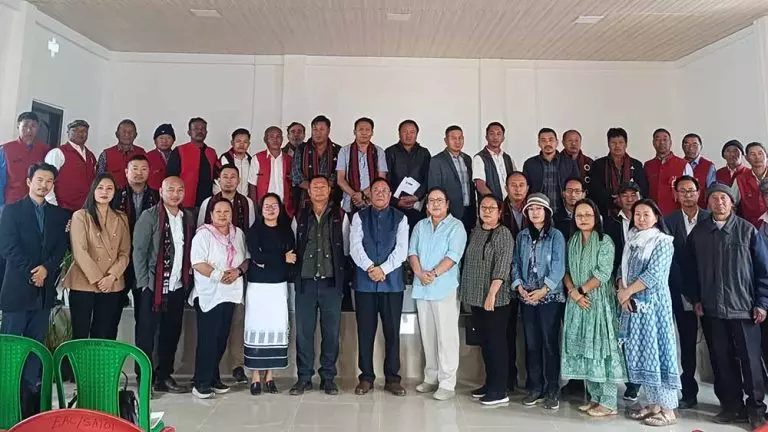 Nagaland : डॉ. योमे ने सतोई मुख्यालय में स्कूलों का दौरा किया Nagaland : डॉ. योमे ने सतोई मुख्यालय में स्कूलों का दौरा किया