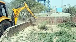 Ghaziabad: विजयनगर में सरकारी जमीन पर अवैध निर्माण, महापौर ने बुलडोजर चलवाया Ghaziabad: विजयनगर में सरकारी जमीन पर अवैध निर्माण, महापौर ने बुलडोजर चलवाया
