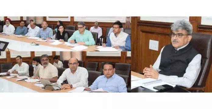 मुख्य सचिव ने PMGSY-IV के तहत अंतिम मील तक कनेक्टिविटी बढ़ाने पर जोर दिया मुख्य सचिव ने PMGSY-IV के तहत अंतिम मील तक कनेक्टिविटी बढ़ाने पर जोर दिया