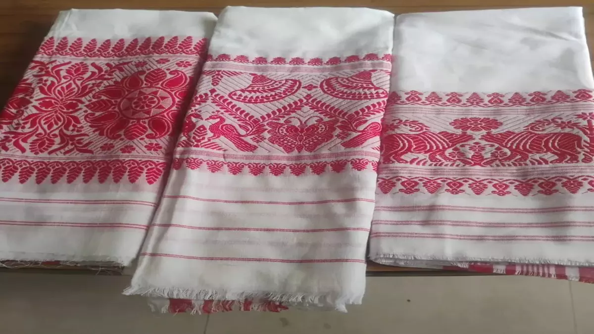 Assam के मुख्यमंत्री बिहू के लिए गमछा उपहार देने को तैयार, आवेदन आमंत्रित Assam के मुख्यमंत्री बिहू के लिए गमछा उपहार देने को तैयार, आवेदन आमंत्रित