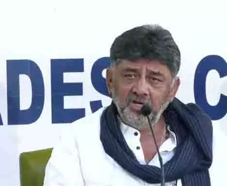 कर्नाटक के डिप्टी सीएम DK शिवकुमार ने मूल्य वृद्धि के खिलाफ विरोध की घोषणा की कर्नाटक के डिप्टी सीएम DK शिवकुमार ने मूल्य वृद्धि के खिलाफ विरोध की घोषणा की