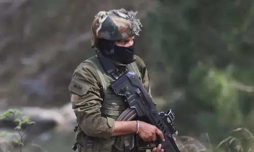 उधमपुर-किश्तवाड़ मुठभेड़ों के बाद रात में घेराबंदी तेज़ उधमपुर-किश्तवाड़ मुठभेड़ों के बाद रात में घेराबंदी तेज़
