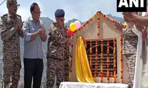 CRPF कमांडेंट एन रणबीर सिंह ने रामबन में शहीद कर्मियों के लिए स्मारक का उद्घाटन किया
