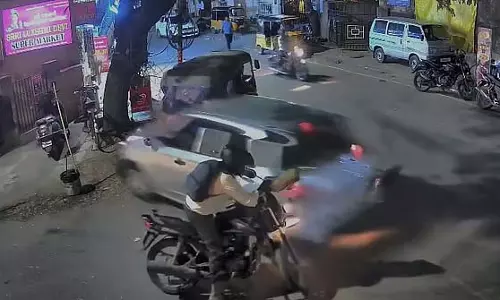 Chennai: लड़के की वजह से हुई दुर्घटना में घायल बुजुर्ग की मौत!