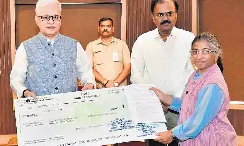 Telangana के राज्यपाल जिष्णु ने चार संस्थानों को विवेकाधीन अनुदान दिया Telangana के राज्यपाल जिष्णु ने चार संस्थानों को विवेकाधीन अनुदान दिया