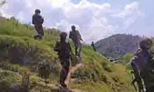 Jammu-Kashmir: जिले में पुलिस पार्टी पर हमला, इलाके की घेराबंदी