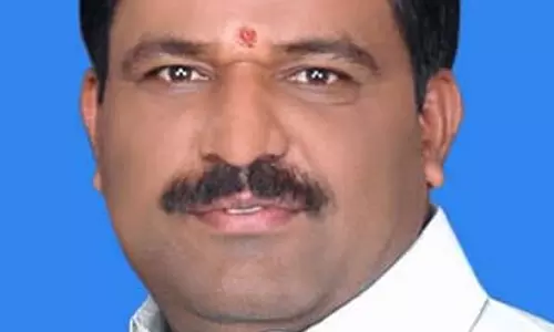 गारंटी के लिए मूल्य वृद्धि: कांग्रेस विधायक सुब्बारेड्डी गारंटी के लिए मूल्य वृद्धि: कांग्रेस विधायक सुब्बारेड्डी