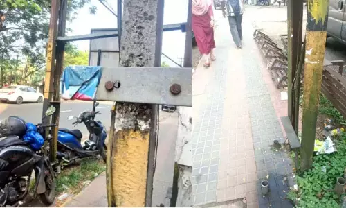 Kerala: पेट्टा चौराहे पर फुटपाथ खतरे का जाल