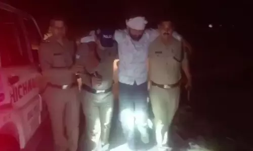 Haridwar: मुठभेड़ में एक बदमाश घायल, दूसरा फरार, लूटकांड में थे शामिल Haridwar: मुठभेड़ में एक बदमाश घायल, दूसरा फरार, लूटकांड में थे शामिल