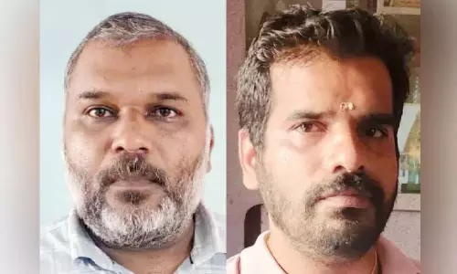कार चोरी हो गई थी और जाली हस्ताक्षर करके स्वामित्व बदल दिया गया था; दो लोग गिरफ्तार कार चोरी हो गई थी और जाली हस्ताक्षर करके स्वामित्व बदल दिया गया था; दो लोग गिरफ्तार