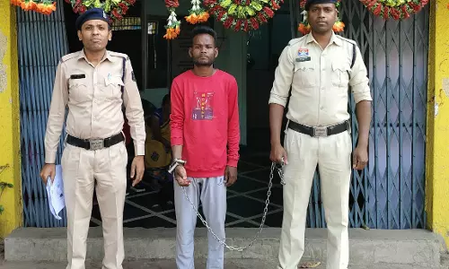 सुभाषनगर देवार पारा में 2 सटोरिए गिरफ्तार