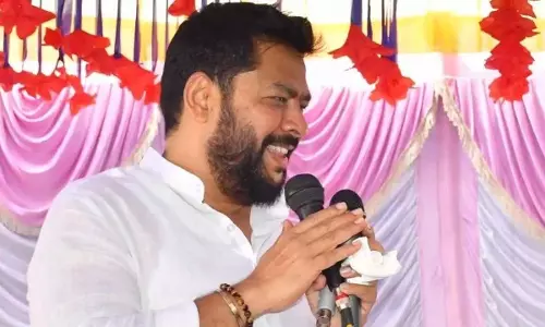 Karnataka: चेक बाउंस मामले में पूर्व मंत्री बी नागेंद्र को सजा Karnataka: चेक बाउंस मामले में पूर्व मंत्री बी नागेंद्र को सजा