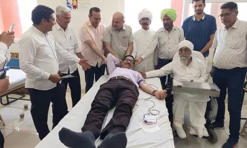 Haryana : अहिल्याबाई होल्कर की जयंती पर रक्तदान शिविर का आयोजन Haryana : अहिल्याबाई होल्कर की जयंती पर रक्तदान शिविर का आयोजन