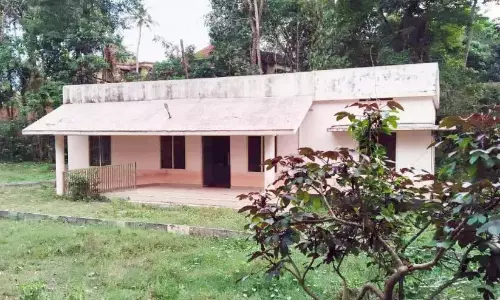 पानी या बिजली का कोई कनेक्शन नहीं; परिवार कल्याण उप-केंद्र भवन नोक्कुकुट्टी