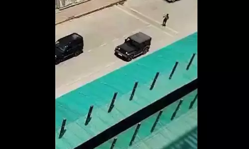 सोसायटी का VIDEO, थार और स्कॉर्पियो की रेस से दहशत सोसायटी का VIDEO, थार और स्कॉर्पियो की रेस से दहशत