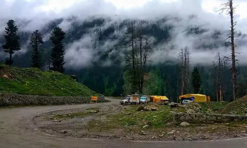 J&K: ताजा भूस्खलन के कारण मुगल रोड खुलने में देरी