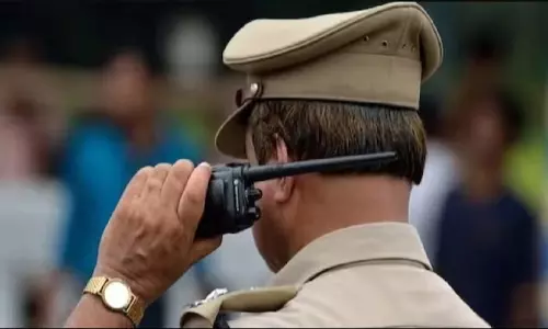 एक्सीडेंट के बाद पहुंची पुलिस, तभी हो गया एक और हादसा