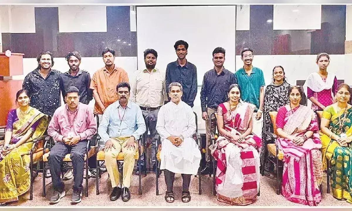 ALIET में एमबीए छात्रों का पूर्व छात्र मिलन समारोह