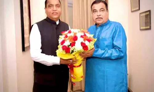Jairam ने गडकरी से मुलाकात की, सड़कों को चौड़ा करने की मांग की