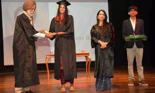 राजदूत KC Singh ने स्ट्रॉबेरी फील्ड्स हाई स्कूल समारोह में स्नातकों को प्रेरित किया