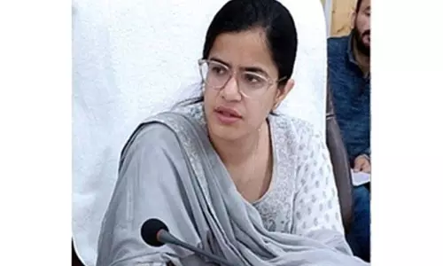 DDC कुपवाड़ा ने DLRC बैठक की अध्यक्षता की DDC कुपवाड़ा ने DLRC बैठक की अध्यक्षता की