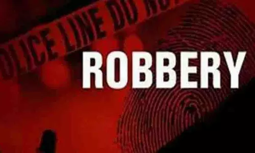 Hyderabad के युवक पर मंगलहाट में उपद्रवी शीटर ने हमला किया, लूटपाट की Hyderabad के युवक पर मंगलहाट में उपद्रवी शीटर ने हमला किया, लूटपाट की