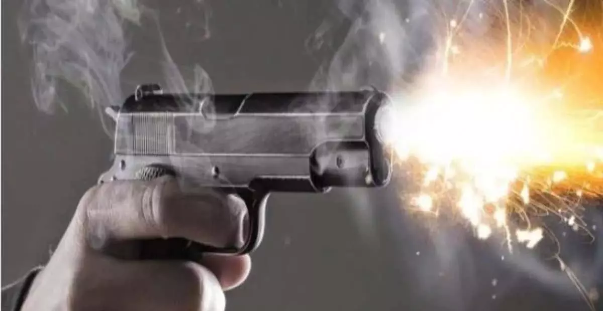 युवती को गोली मारने वाला मुख्य आरोपी गिरफ्तार युवती को गोली मारने वाला मुख्य आरोपी गिरफ्तार
