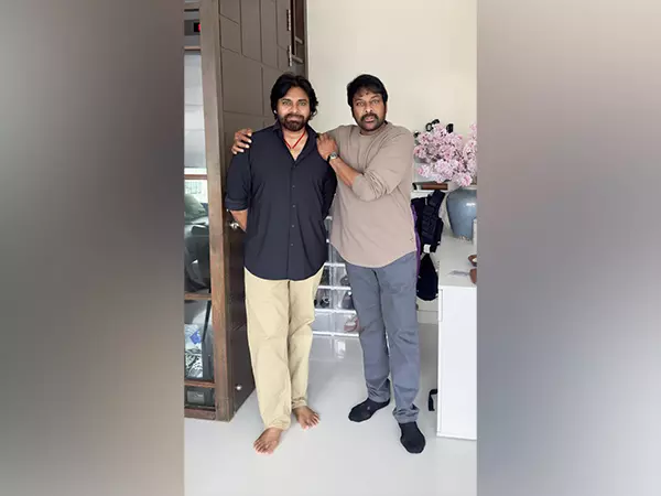 Chiranjeevi ने अपने भतीजे मार्क शंकर के स्वास्थ्य के बारे में जानकारी साझा की Chiranjeevi ने अपने भतीजे मार्क शंकर के स्वास्थ्य के बारे में जानकारी साझा की