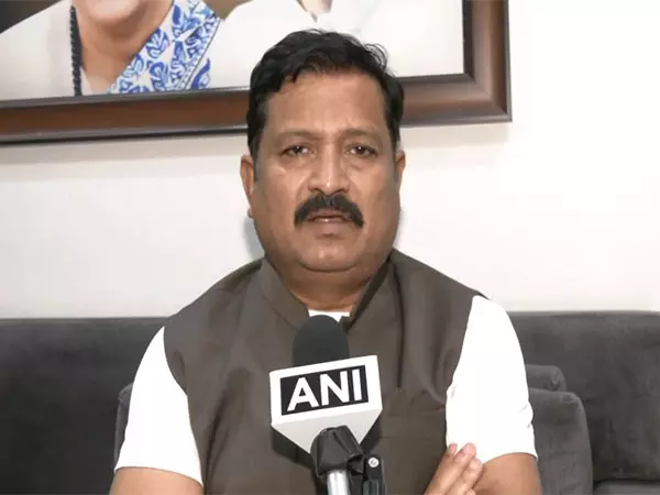 अतुल लोंधे पाटिल ने BJP पर हमला किया अतुल लोंधे पाटिल ने BJP पर हमला किया