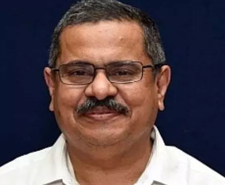 CM विजयन के प्रधान सचिव की संपत्ति की CBI जांच का आदेश: Kerala High Court CM विजयन के प्रधान सचिव की संपत्ति की CBI जांच का आदेश: Kerala High Court