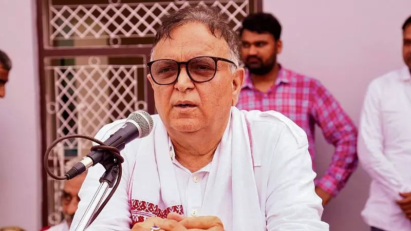 बिहार चुनाव से पहले कांग्रेस ने Haryana के अजय सिंह को ओबीसी प्रमुख के पद से हटाया बिहार चुनाव से पहले कांग्रेस ने Haryana के अजय सिंह को ओबीसी प्रमुख के पद से हटाया