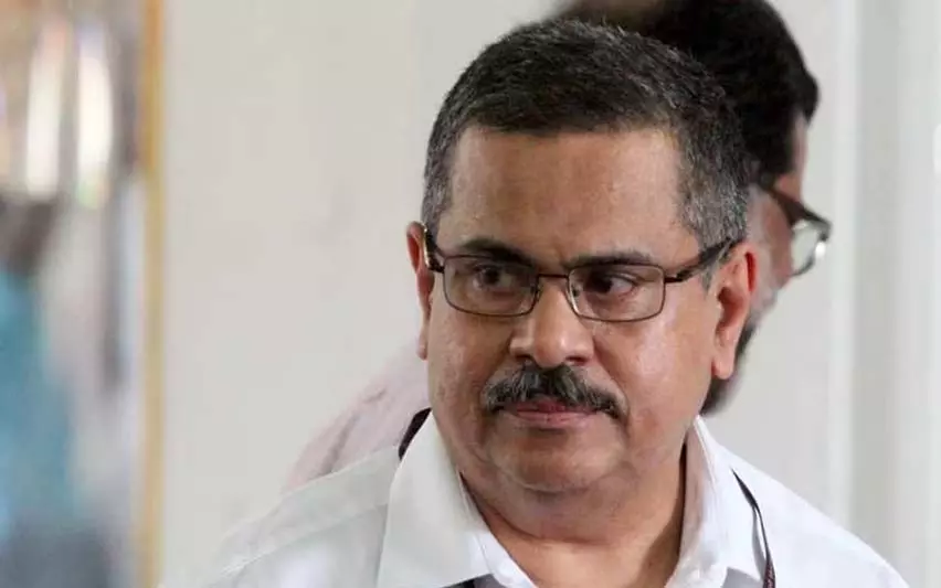 Kerala HC ने पूर्व मुख्य सचिव KM अब्राहम के खिलाफ CBI जांच के आदेश दिए Kerala HC ने पूर्व मुख्य सचिव KM अब्राहम के खिलाफ CBI जांच के आदेश दिए