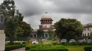 वक्फ संशोधन अधिनियम पर याचिकाओं की सुनवाई 16 अप्रैल को: Supreme Court वक्फ संशोधन अधिनियम पर याचिकाओं की सुनवाई 16 अप्रैल को: Supreme Court