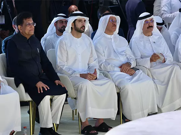 डीपी वर्ल्ड ने Dubai में भारत मार्ट रणनीतिक व्यापार केंद्र का निर्माण शुरू किया डीपी वर्ल्ड ने Dubai में भारत मार्ट रणनीतिक व्यापार केंद्र का निर्माण शुरू किया