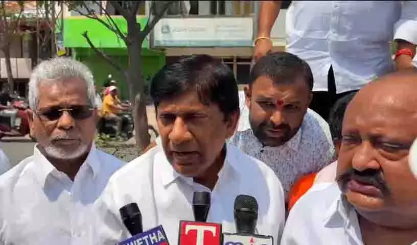 BRS नेता बी विनोद कुमार ने कहा, कांग्रेस ने एक साल के भीतर जनता का विश्वास खो दिया BRS नेता बी विनोद कुमार ने कहा, कांग्रेस ने एक साल के भीतर जनता का विश्वास खो दिया