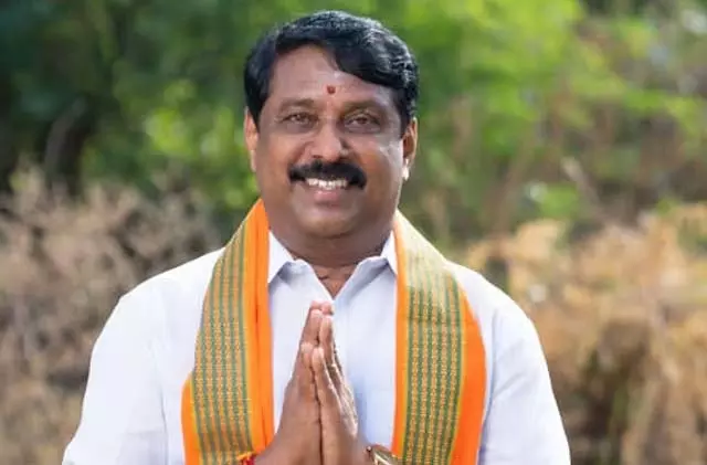 नैनार नागेंद्रन बने BJP प्रदेश अध्यक्ष! क्या है चुनाव नियम? प्रभारी का जवाब नैनार नागेंद्रन बने BJP प्रदेश अध्यक्ष! क्या है चुनाव नियम? प्रभारी का जवाब
