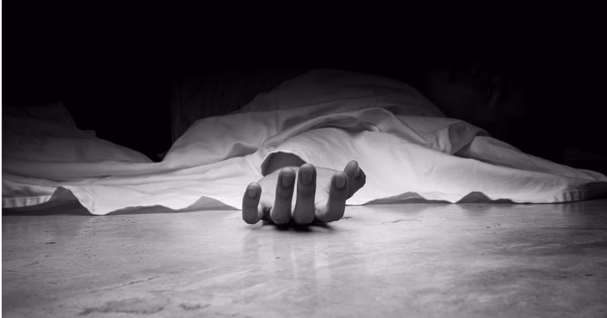Sheopur: कचरे के ढेर में मिला युवक का शव, इलाके में मचा हड़कंप Sheopur: कचरे के ढेर में मिला युवक का शव, इलाके में मचा हड़कंप