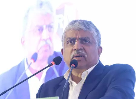 भारत अपने एआई मिशन को आगे बढ़ा रहा: नंदन नीलेकणि भारत अपने एआई मिशन को आगे बढ़ा रहा: नंदन नीलेकणि